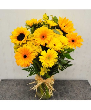 K 2409 Summer Sunshine Sunny Arrangement