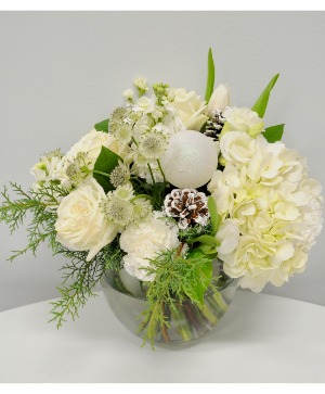 KC2401 Winters Grace Centerpiece 