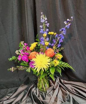 Ryhlei  Petite Vase of Flowers 