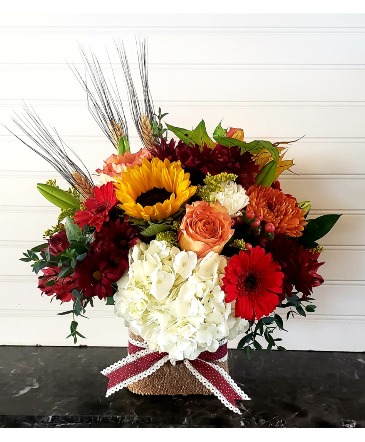 KIM'S FALL CREATION Exclusively at Mom & Pops in Oxnard, CA | Mom and Pop Flower Shop