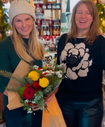 Kirsten's Place Bouquet  in Olds, AB | THE LADY BUG STUDIO