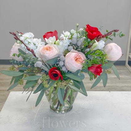 Kiss Vase Arrangement