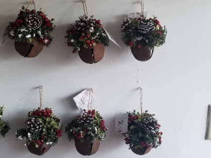 Kissing Krystal Sleigh Bell- Rustic Sleigh Bell
