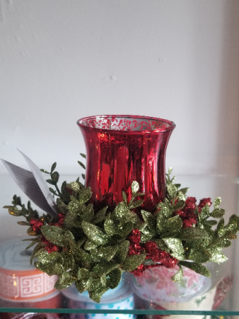Kissing Krystel Votive Candle Holder