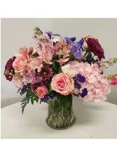 KMD2507 Lotsa Flowers Mom Vase