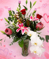 KV2608 Timeless Alure Vase in Park Ridge, Illinois | KIKOS FLOWERS AND GIFTS