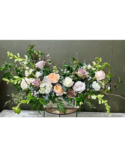 La Vie En Rose Showpiece