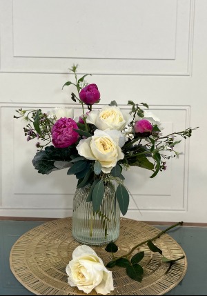 Lady's Choice Vase Arrangement
