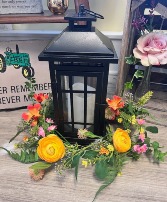Lantern w/ LED Candle  and Floral Ring