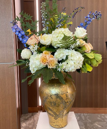 Large Botanical Vase Arrangement  in Decatur, GA | Les Fleurs Partout