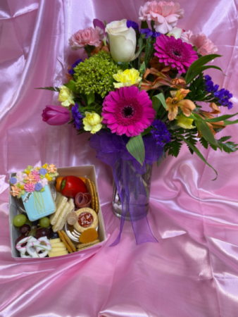 Large Daisies & Delicacies Fresh Flowers & The Charcutie Girl box