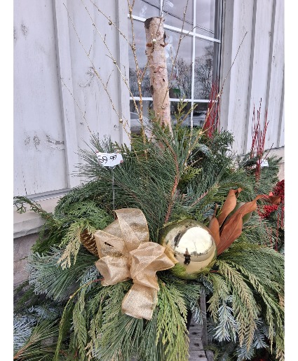 Large Urn Arrangement 