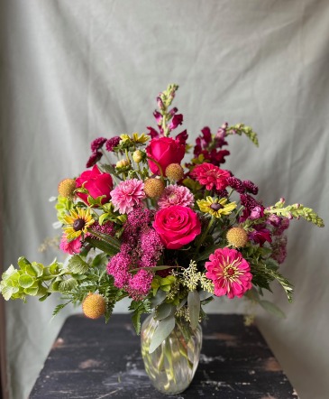 Fuchsia Flair in La Grande, OR | FITZGERALD FLOWERS Fuchsia Flair in La Grande, OR | FITZGERALD FLOWERS