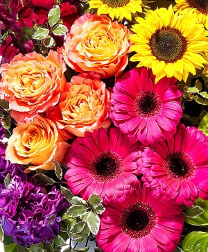 Late Summer Mix Of Splendor  Designers Choice of Late Summer Flowers