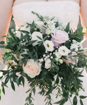 LAURA WEDDING BOUQUET 