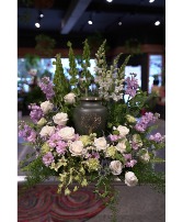 Lavender & Light Urn Setting 