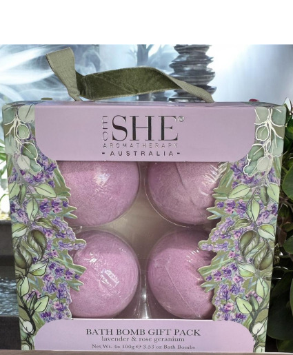 Lavender & Rose Geranium Bath Bomb Gift Pack Gift Item