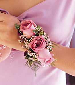 flower wristlet
