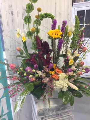 Lavish and Lush Design Floral Oasis Arrangement