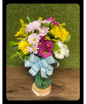 Lazy Daisy Bouquet  in Bryan, TX | NAN'S BLOSSOM SHOP