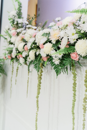Delicate Ledge Garland