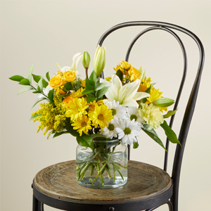 Lemonade Bouquet 22-M5d Vase Arrangement in Fort Worth, TX | DARLA'S FLORIST