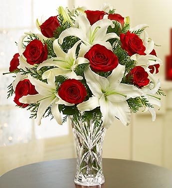 LENOX CRYSTAL VASE HOLIDAY