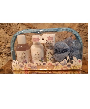 Life is Beautiful Bath Gift Set French Vanilla & White Musk