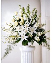 Light In Your Honor C19-3155 Arrangement