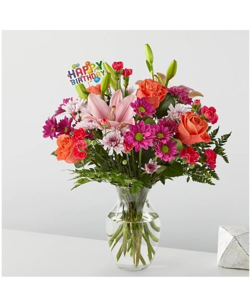 Light of My Life Bouquet & Happy Birthday Topper  in Berlin, NJ | Berlin Blossom Shoppe