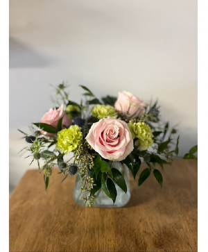 Light Pink Simplicity  Vase Arrangement 