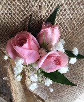 LIGHT PINK SPRAY ROSE Prom Boutonniere