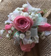 LIGHT PINK SPRAY ROSE Prom Corsage
