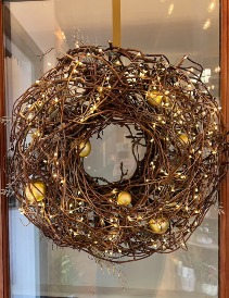 Lighted Gold Reindeer Willow Wreath 