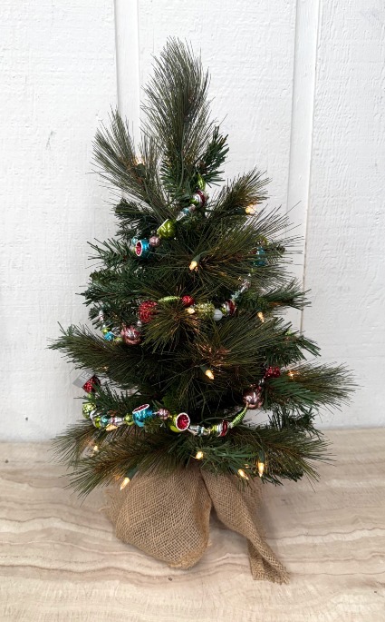 Lighted Vintage Christmas Tree 