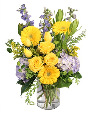 Lighthearted Hues Vase Arrangement in Darien, CT | DARIEN FLOWERS