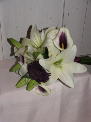 Lilies and Wine Handheld Bouquet