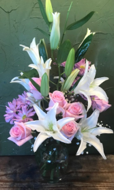 lilley/mix lillies/roses/filler/in any color combo