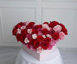 Linda Box Arrangement - Valentines Day