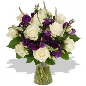 Lisianthus & Roses