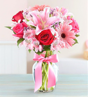Little Bit o' Romance Tonight! Roses, Lilies and Gerbera daisies or Matthiola...Sigh!