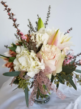Little Treasure Compact Vase Design