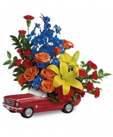 LIVING THE DREAM FLOWER ARRANGEMENT in Hampstead, NC | Surf City Florist