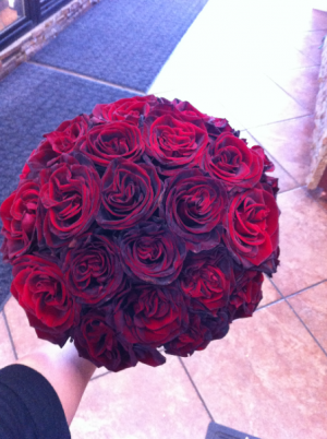 LMF4L-BOUQUET #4 ALL BURGUNDY RED ROSES BRIDE OR BRIDESMAID BOUQUET
