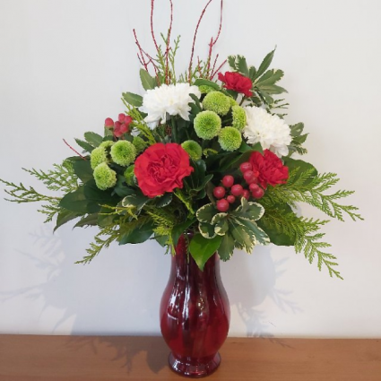 Long Lasting Traditions Christmas Vase