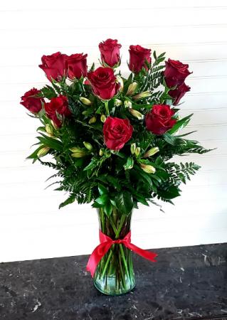 Long Stem Ecuadorian Roses  Exclusively at Mom & Pops