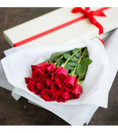 Long Stem Red Roses in a Box