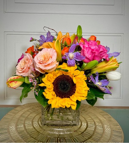 Long Point Passion Vase Arrangement