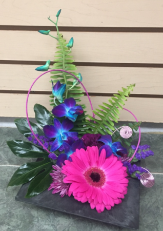 Look of Love Dish Arrangement