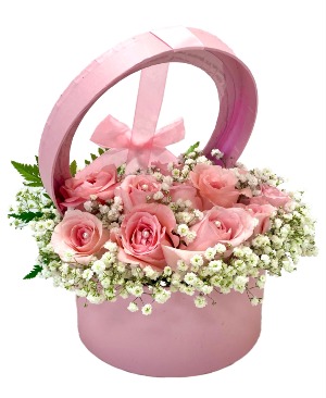 LOVE AND LUXURY BOXED ROSES - PINK 